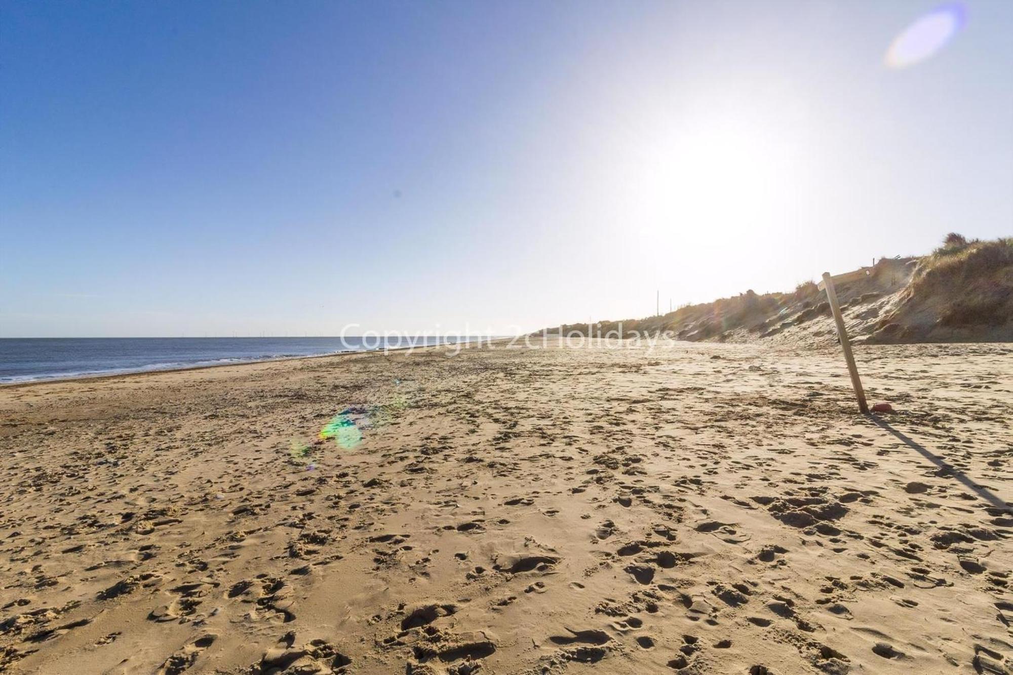 Lovely 5 Berth Chalet In The Coastal Village Of Hemsby Ref 18164B Exterior photo